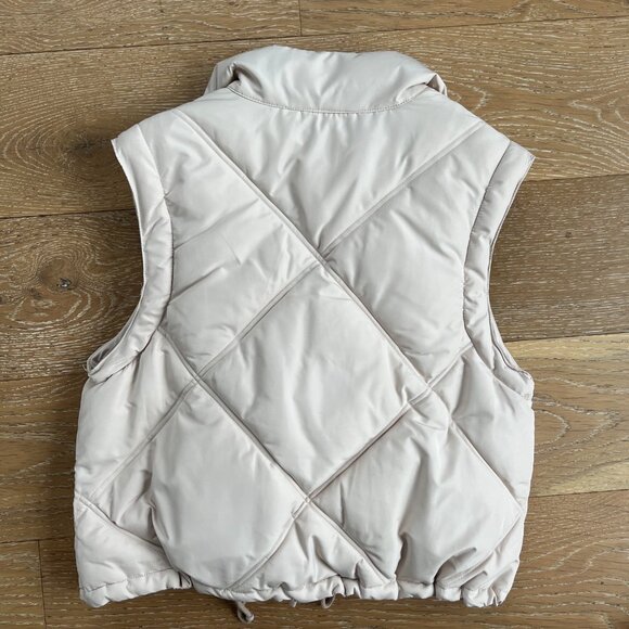 Urban outfitters vest - Picture 2 of 2